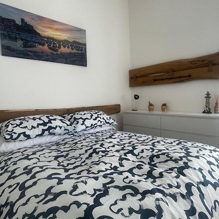 Orizzonte - 5 Terre, Via Fratelli Rosselli 11, Centro Storico-Stazione Centrale Con 2 Camere Da Letto La Spezia Esterno foto