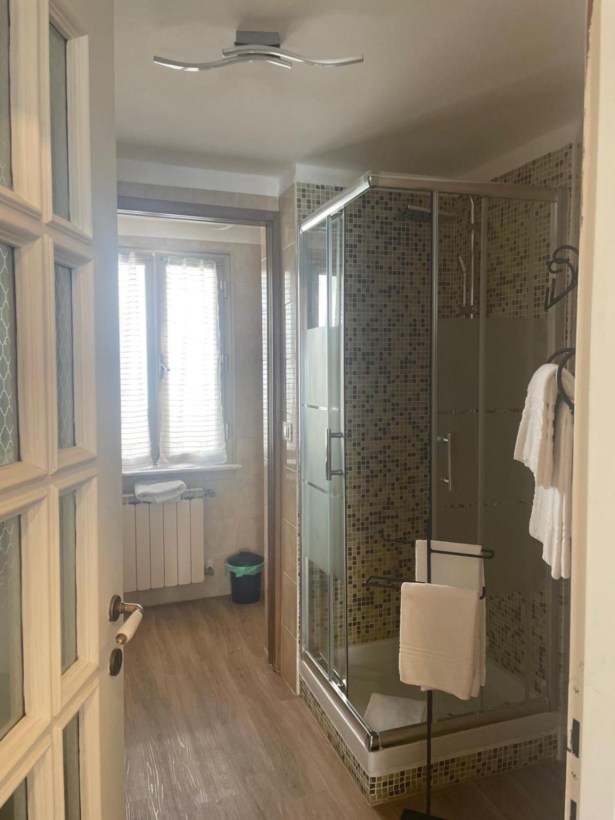 Orizzonte - 5 Terre, Via Fratelli Rosselli 11, Centro Storico-Stazione Centrale Con 2 Camere Da Letto La Spezia Esterno foto